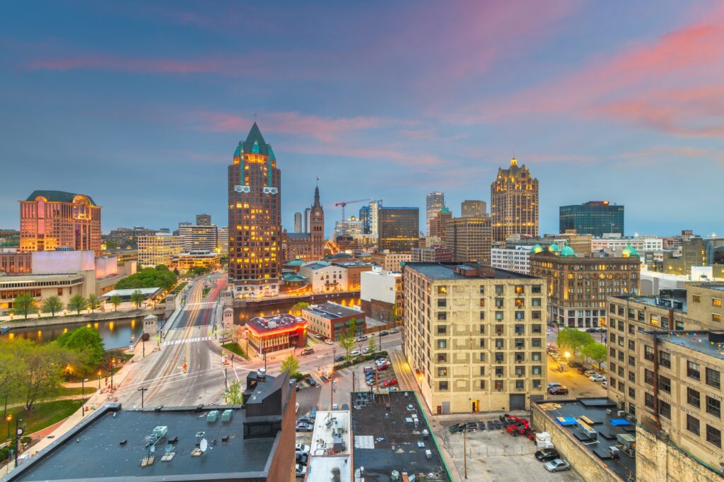 Milwaukee, Wisconsin, skyline, showcasing Clear to Launch's expertise in dental marketing.