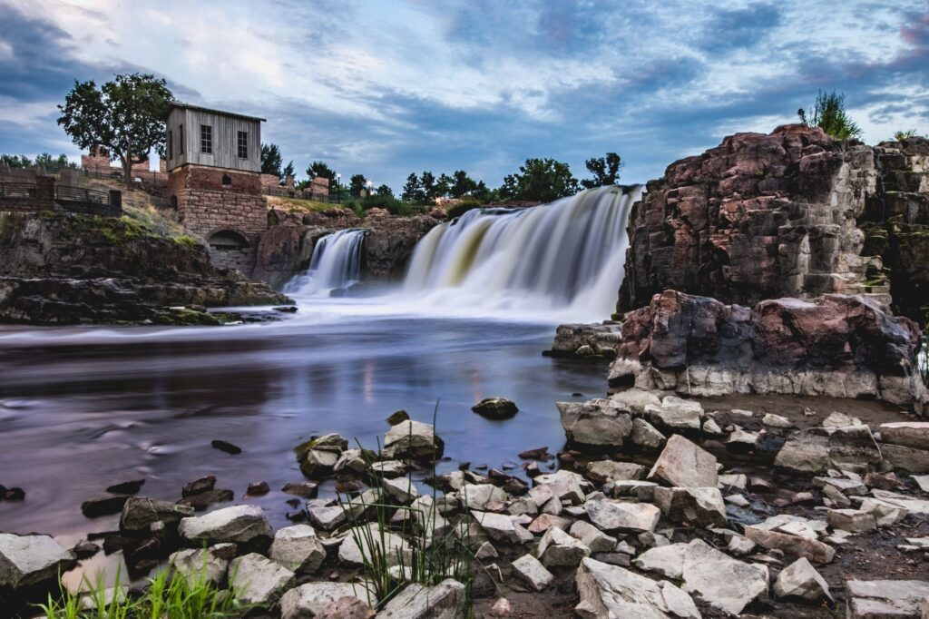 View of the beautiful Falls Park at Sioux Falls, South Dakota, reflecting Clear to Launch's dental marketing excellence.